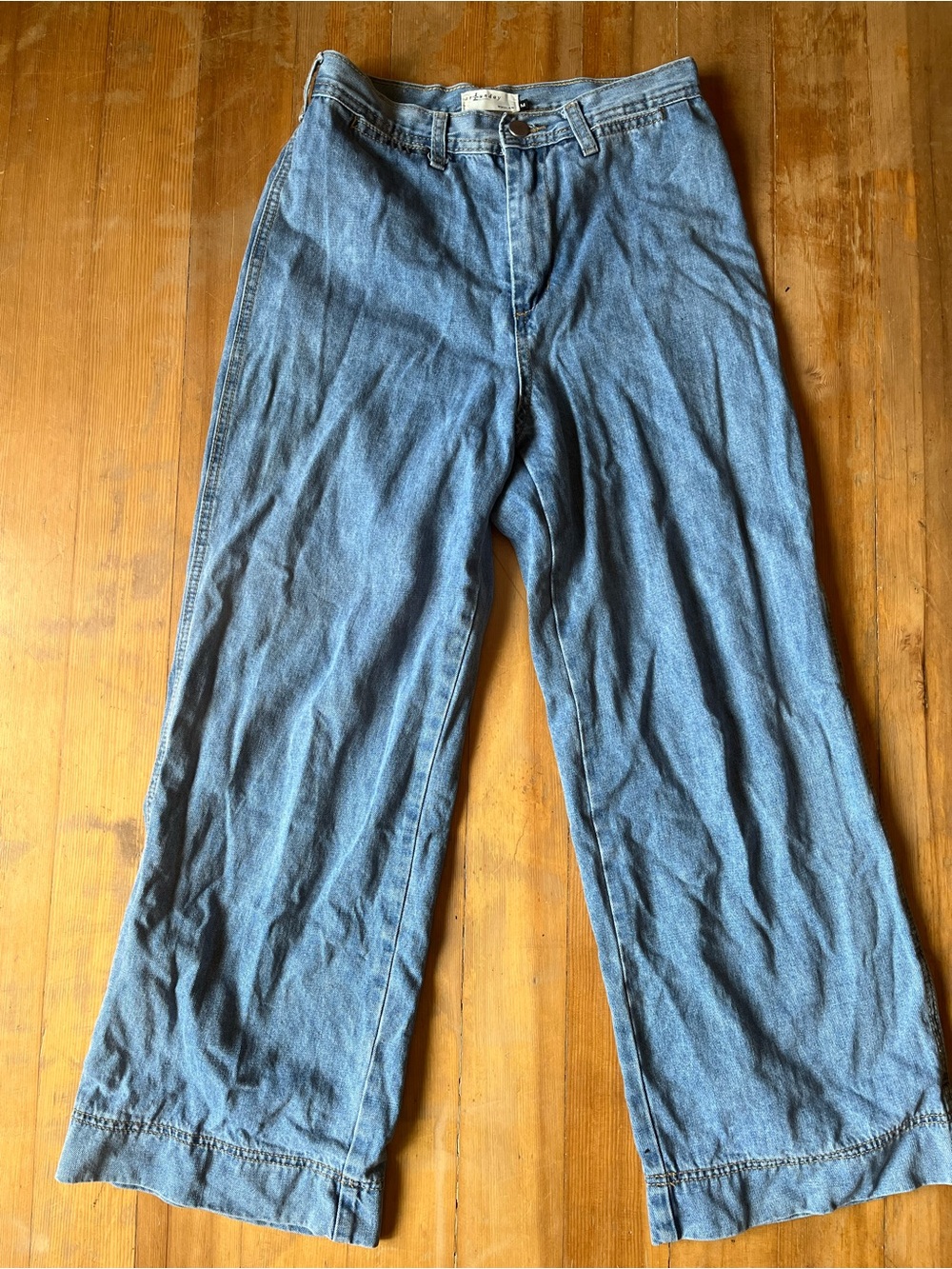 Light Wash Wide Leg Denim Jeans